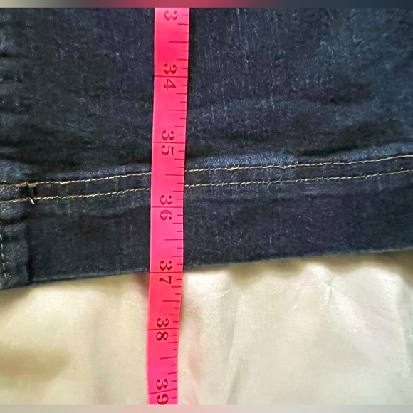 EUC Rachel Zoe Women's 2-piece Dark Wash Stretch Denim Jacket and Pants - Picture 11 of 11